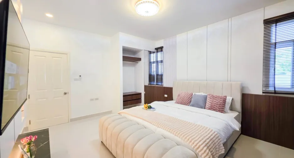 For sale 3 bedrooms villa in East Pattaya, Pattaya