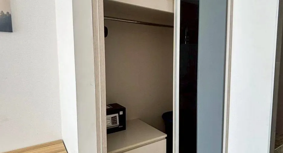For sale 1 bed condo in Pratumnak, Pattaya