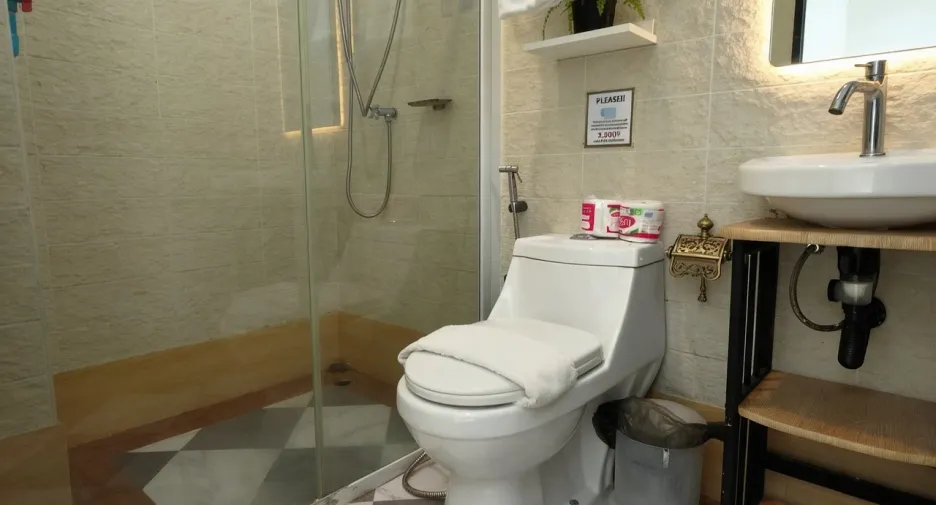 For sale 12 bedrooms hotel in Pratumnak, Pattaya