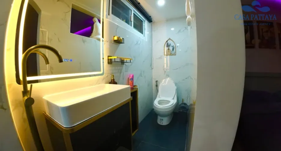 For sale 4 bedrooms villa in Bang Lamung, Chonburi