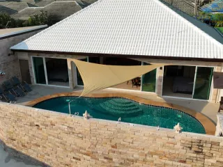 For sale 4 bedrooms villa in Bang Lamung, Chonburi