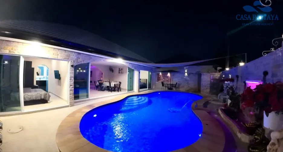 For sale 4 bedrooms villa in Bang Lamung, Chonburi