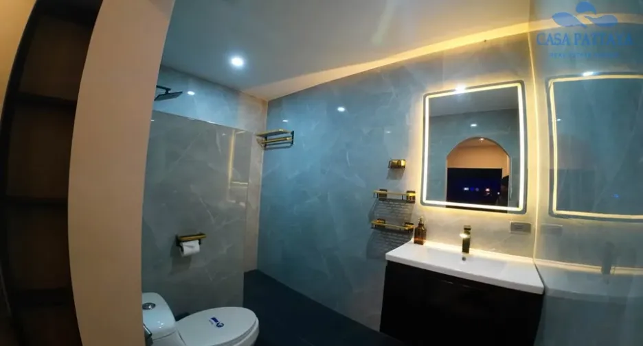 For sale 4 bedrooms villa in Bang Lamung, Chonburi