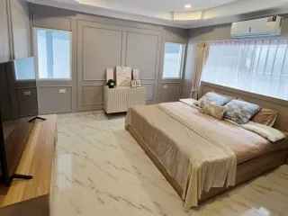 À vendre 3 chambres villa à Bang Lamung, Chonburi