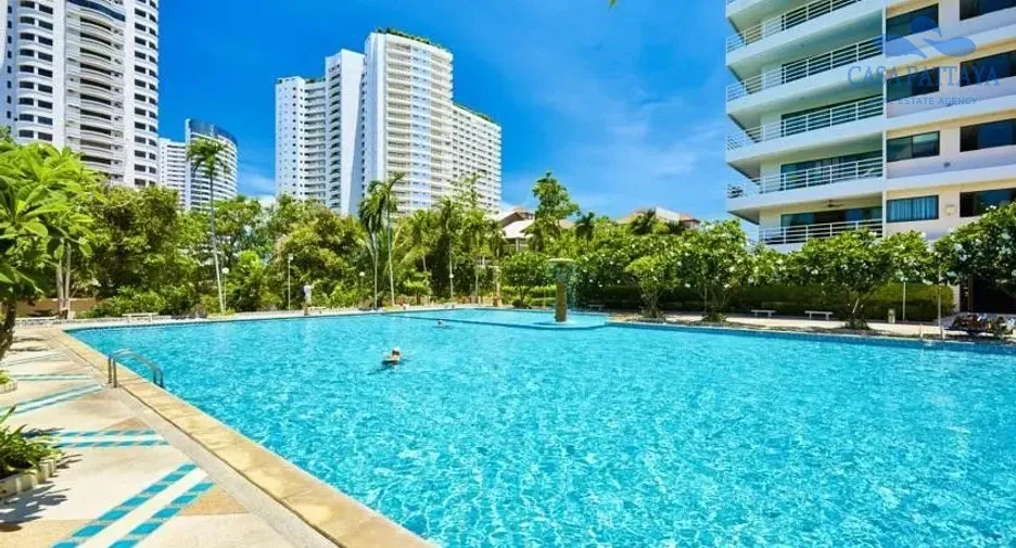 For sale 2 bedrooms condo in Pratumnak, Pattaya