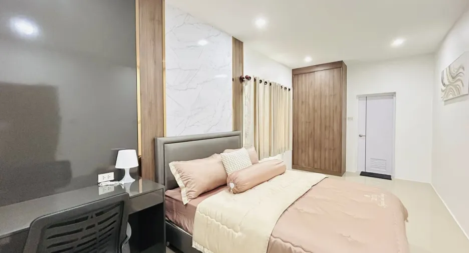 For sale 3 bedrooms villa in East Pattaya, Pattaya