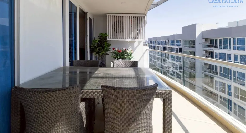 For sale 2 bedrooms condo in South Pattaya, Pattaya