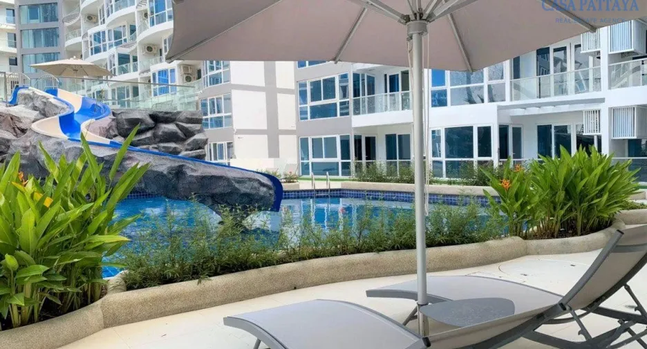 For sale 2 bedrooms condo in South Pattaya, Pattaya