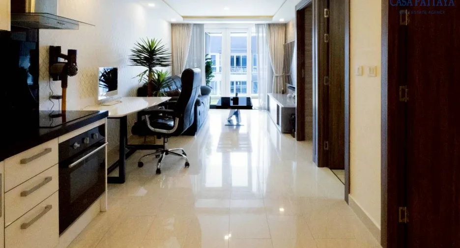 For sale 2 bedrooms condo in South Pattaya, Pattaya