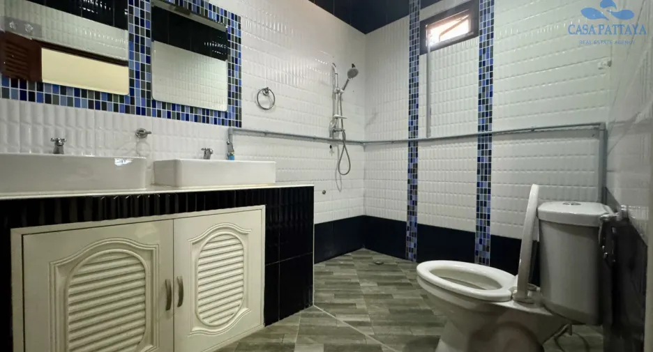 Haus zum Kauf mit 2 Zimmer in Huay Yai, Pattaya