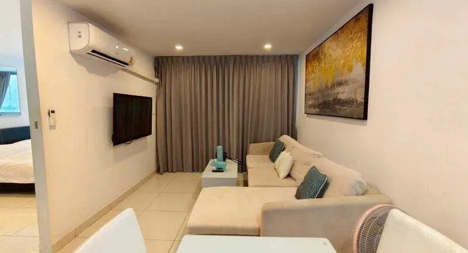 For sale 2 bedrooms condo in Pratumnak, Pattaya