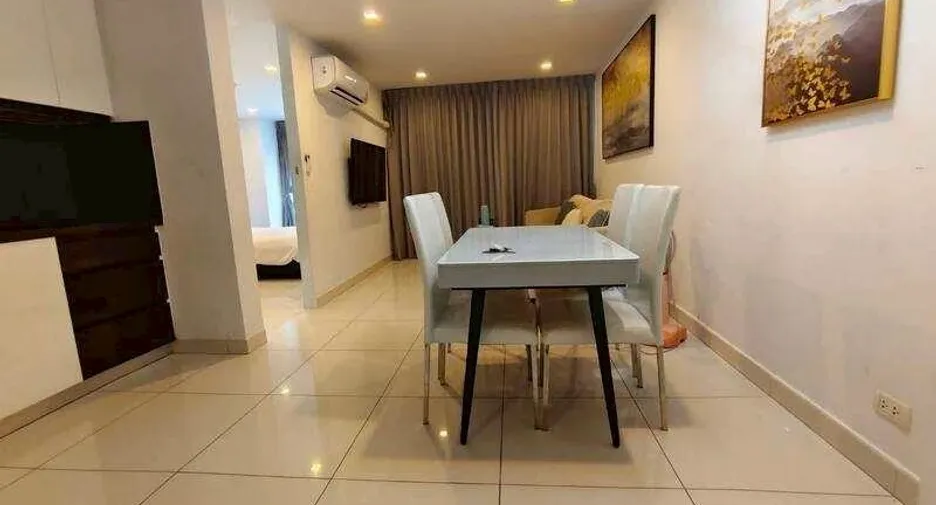 For sale 2 bedrooms condo in Pratumnak, Pattaya