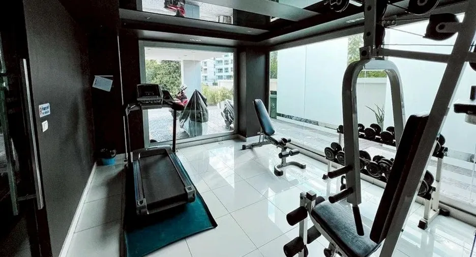 For sale 2 bedrooms condo in Pratumnak, Pattaya