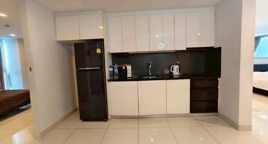 For sale 2 bedrooms condo in Pratumnak, Pattaya