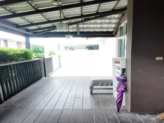 Casa en alquiler de 3 habitaciones en Bang Lamung, Chonburi
