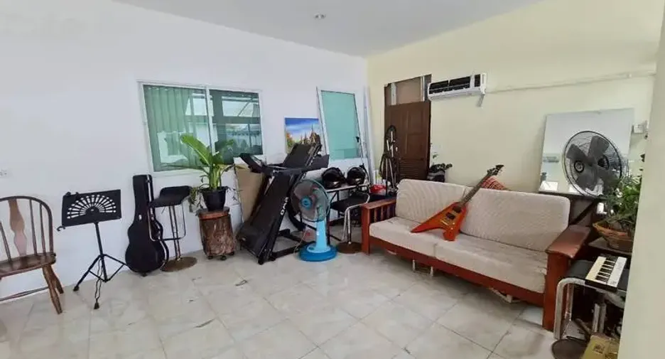 For sale 8 bedrooms apartment in Sattahip, Chonburi