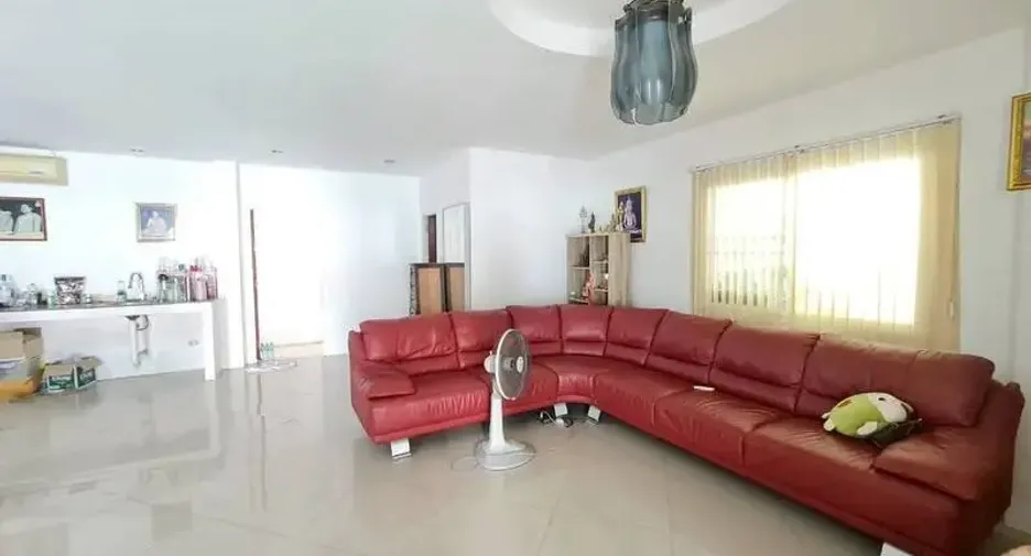 For sale 8 bedrooms apartment in Sattahip, Chonburi