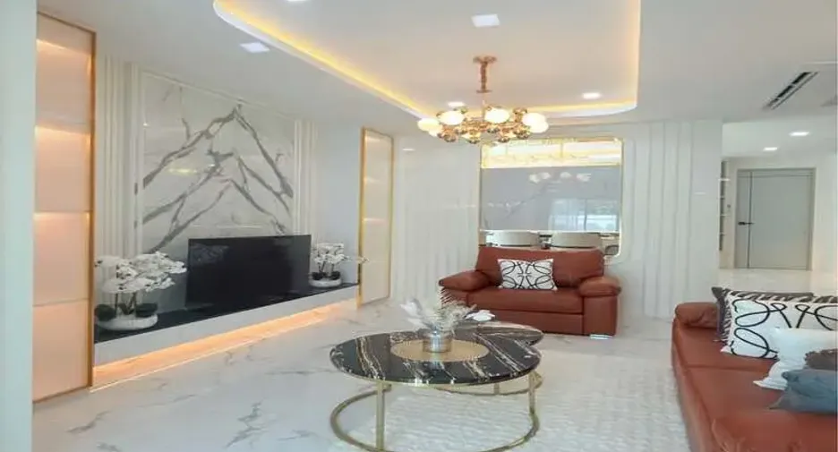 For sale 5 bedrooms villa in Jomtien, Pattaya