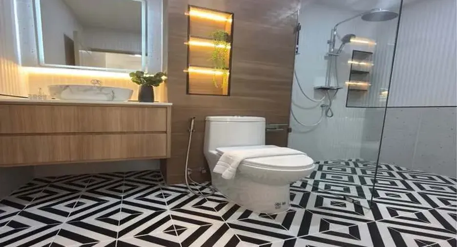 For sale 5 bedrooms villa in Jomtien, Pattaya