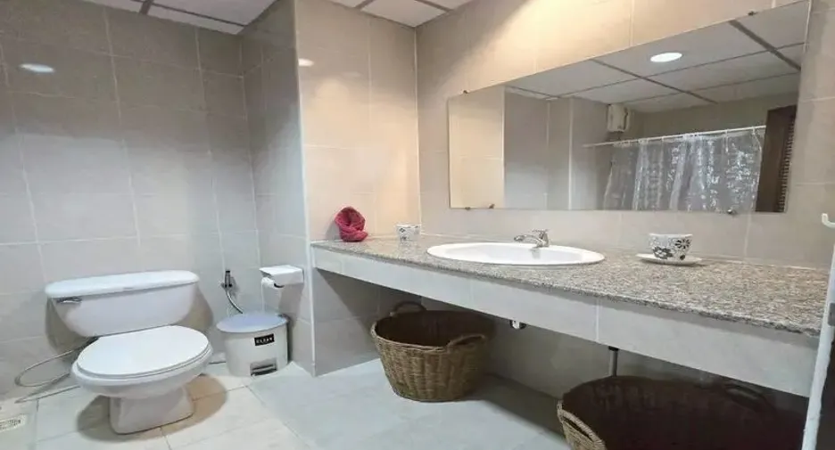 For sale studio condo in Pratumnak, Pattaya