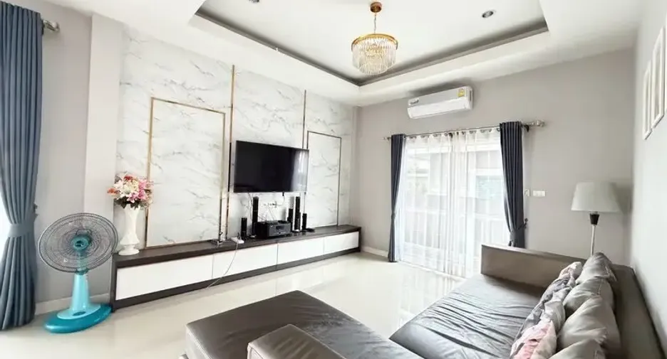 For sale 3 bedrooms house in East Pattaya, Pattaya