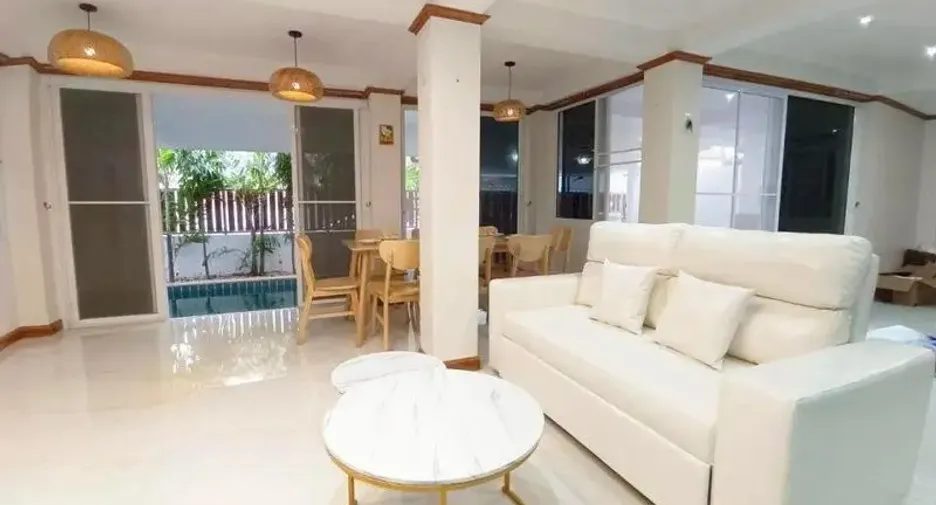 For sale 3 bedrooms villa in Bang Lamung, Chonburi