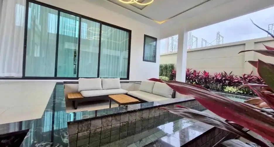 À vendre 4 chambres villa à East Pattaya, Pattaya