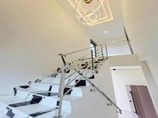 Villa en venta de 4 habitaciones en Bang Lamung, Chonburi