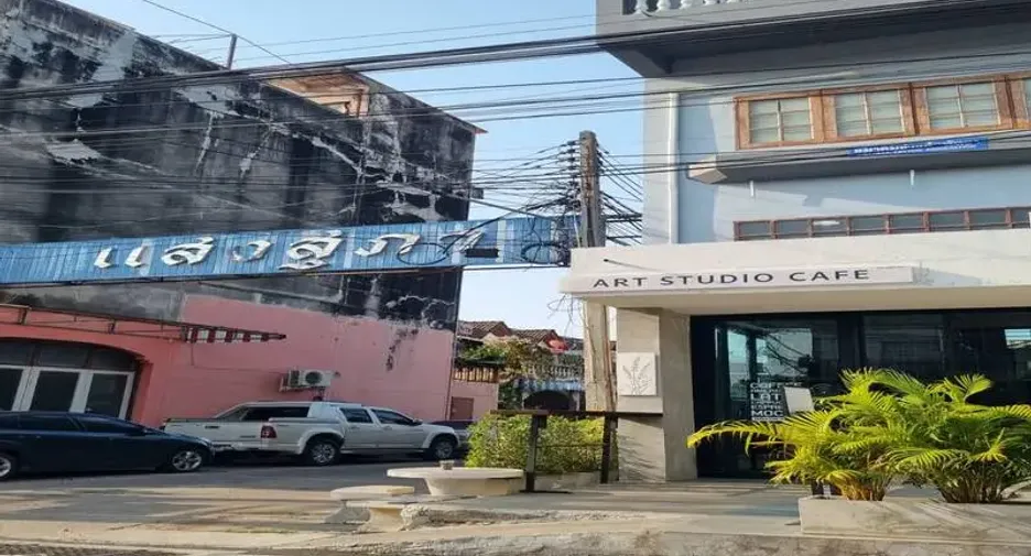 For sale 3 bedrooms townhouse in East Pattaya, Pattaya