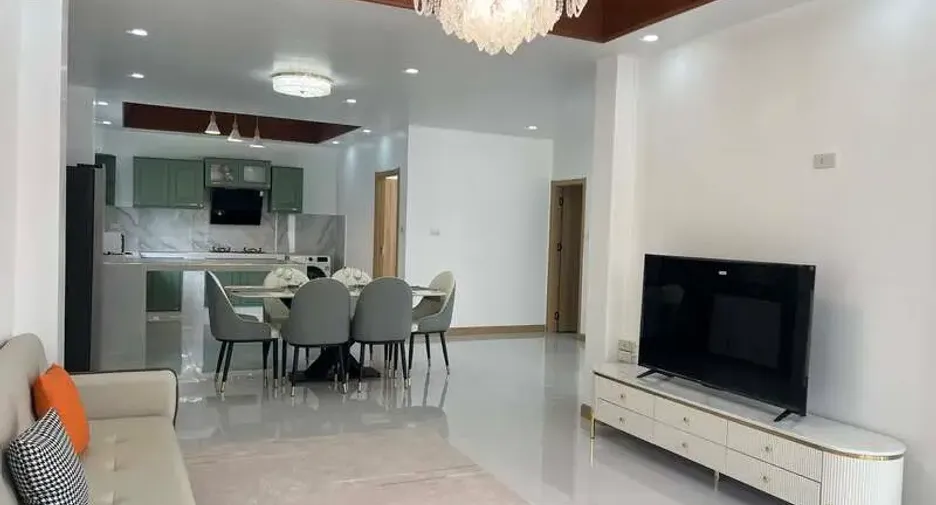 For sale 4 bedrooms house in Jomtien, Pattaya