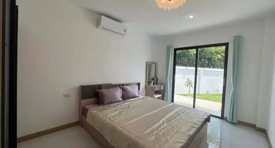 For sale 4 bedrooms house in Jomtien, Pattaya