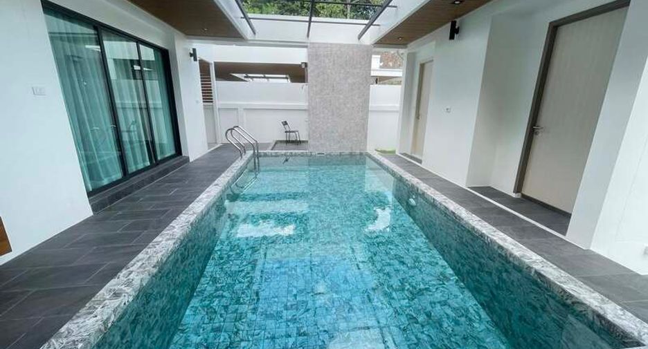 À vendre 4 chambres villa à East Pattaya, Pattaya
