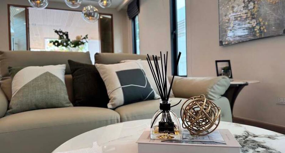 À vendre 4 chambres villa à East Pattaya, Pattaya