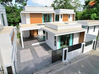 Продажа 4 спальни вилла в Банг Ламунг, Чонбури