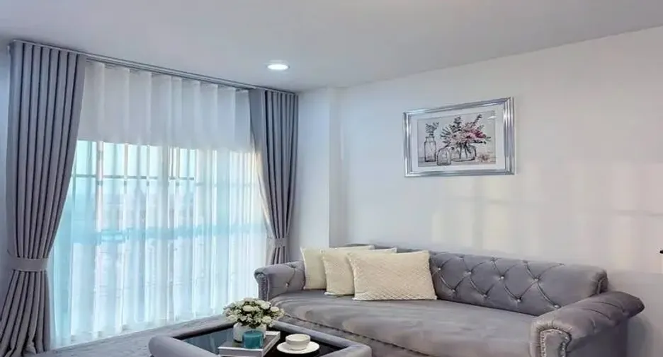 For sale 1 bed condo in East Pattaya, Pattaya