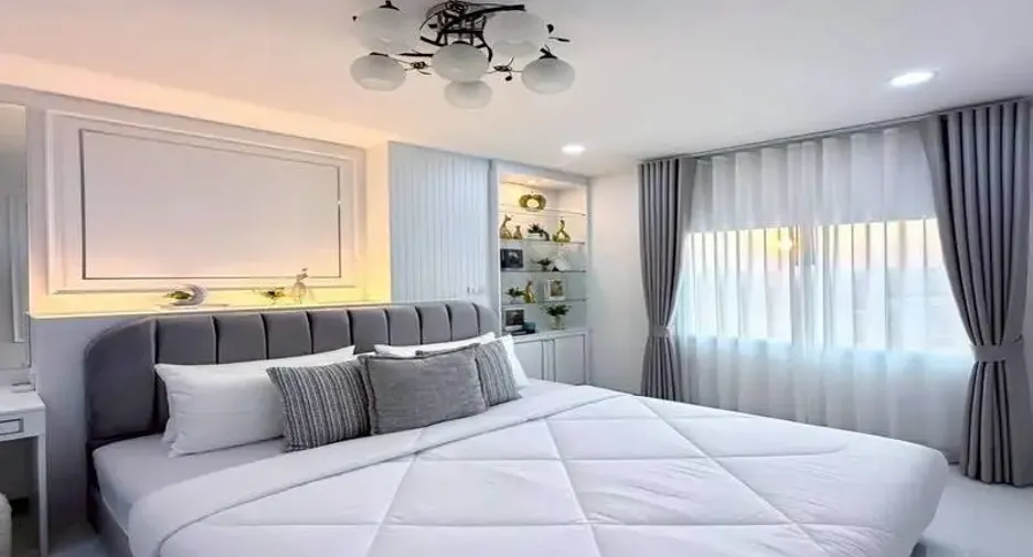 For sale 1 bed condo in East Pattaya, Pattaya