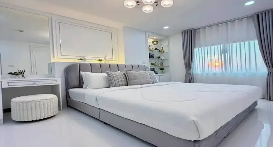 For sale 1 bed condo in East Pattaya, Pattaya
