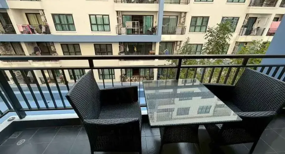 For sale 1 bed condo in East Pattaya, Pattaya