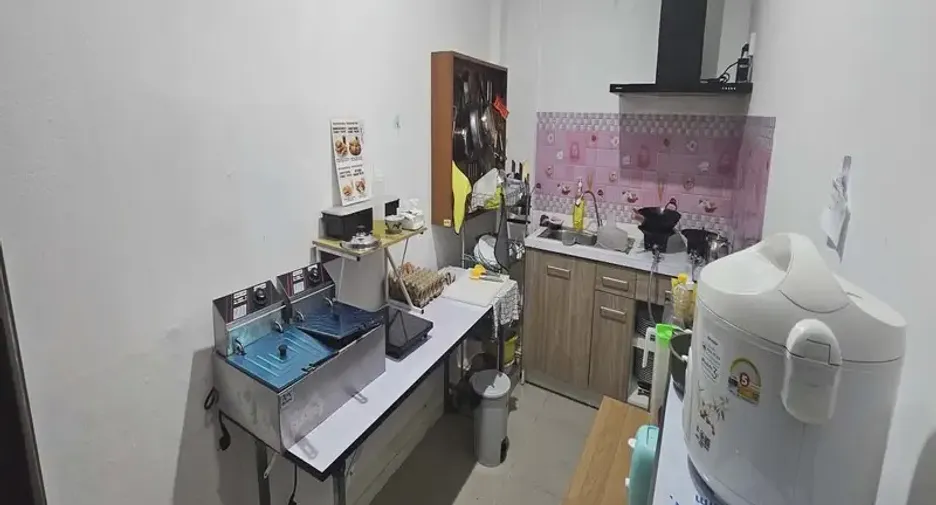 For sale 3 bedrooms retail Space in Jomtien, Pattaya