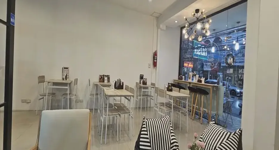 For sale 3 bedrooms retail Space in Jomtien, Pattaya