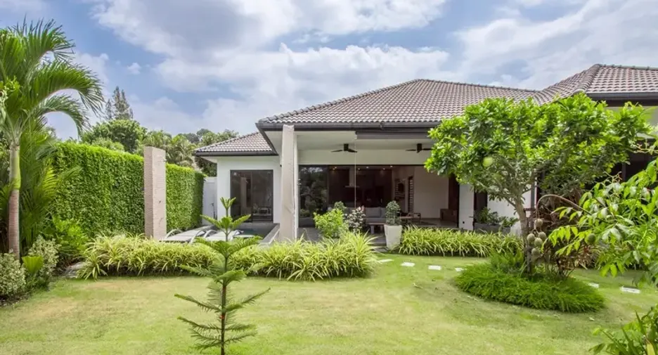 For sale 2 bedrooms villa in Huay Yai, Pattaya