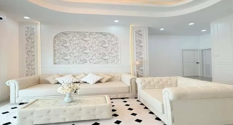 Villa en venta de 4 habitaciones en East Pattaya, Pattaya