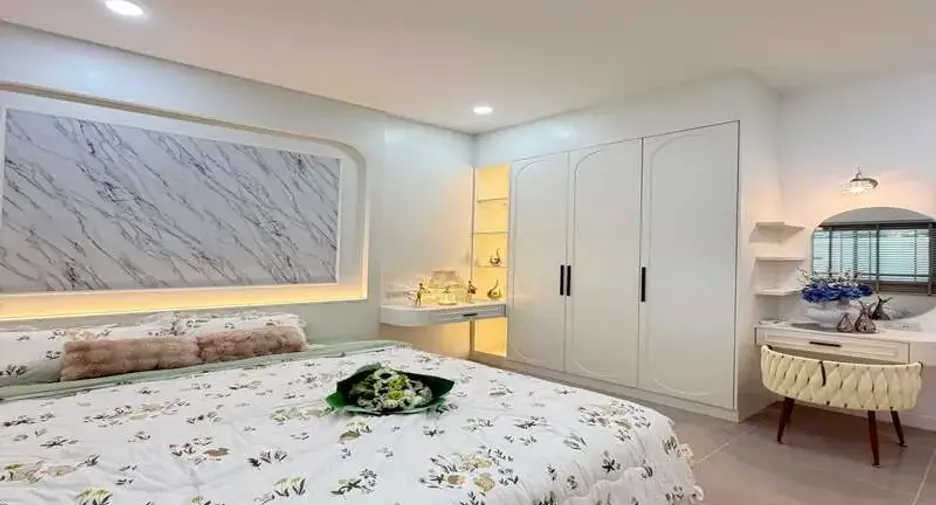 Villa en venta de 4 habitaciones en East Pattaya, Pattaya