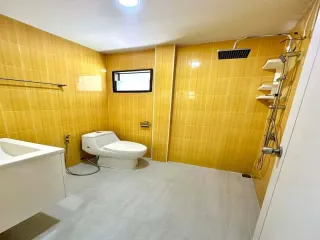 For sale 2 ベッドルーム villa in Bang Lamung, Chonburi