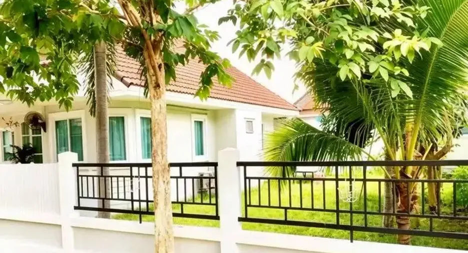 For sale 3 bedrooms house in East Pattaya, Pattaya