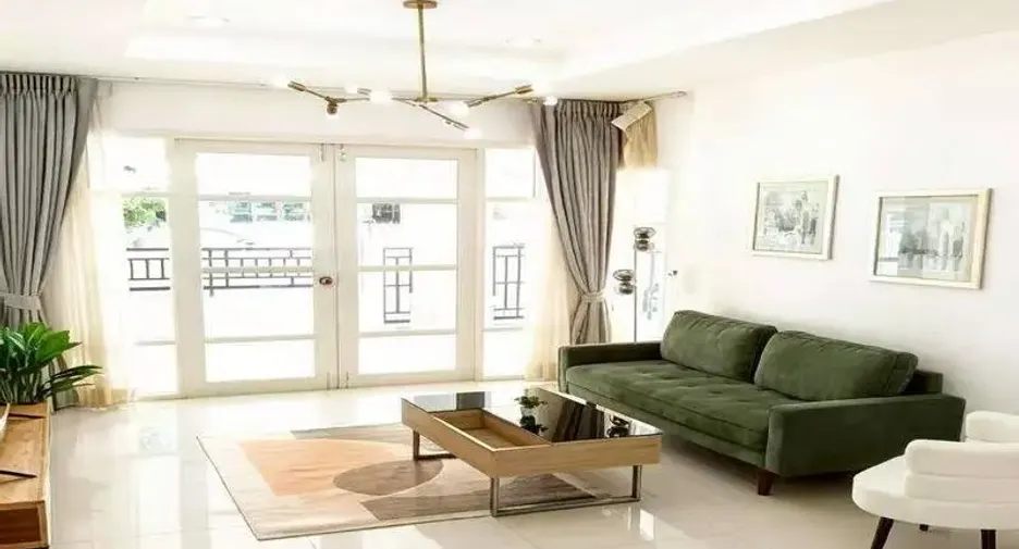 For sale 3 bedrooms house in East Pattaya, Pattaya