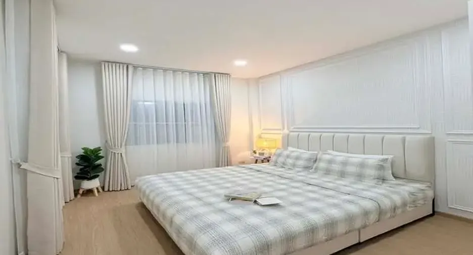 For sale 2 bedrooms townhouse in East Pattaya, Pattaya