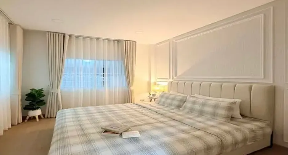 For sale 2 bedrooms townhouse in East Pattaya, Pattaya