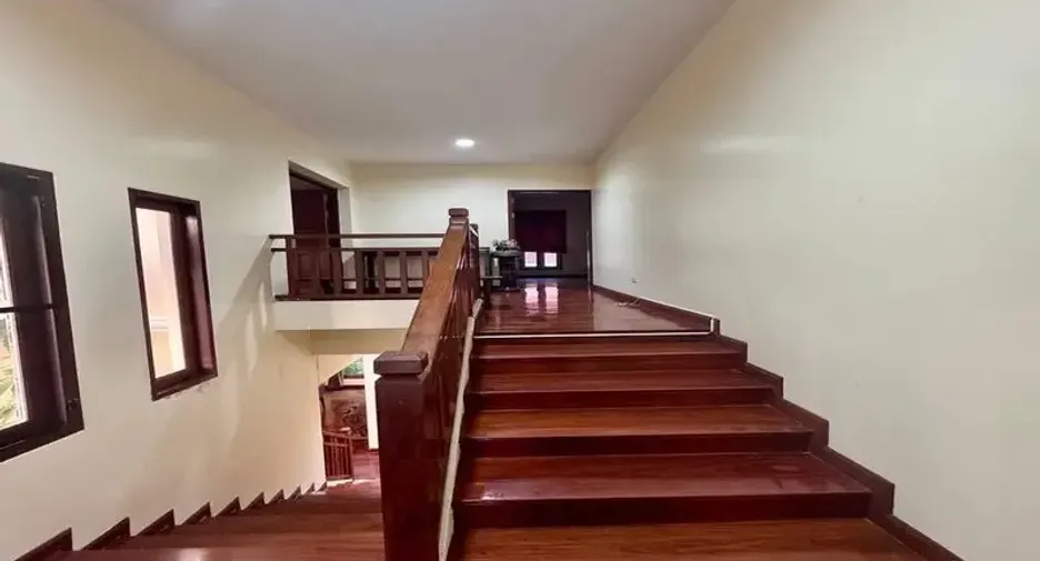 For rent 3 bedrooms villa in Sattahip, Chonburi