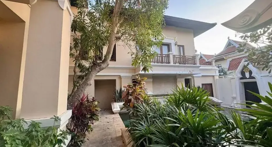 For rent 3 bedrooms villa in Sattahip, Chonburi